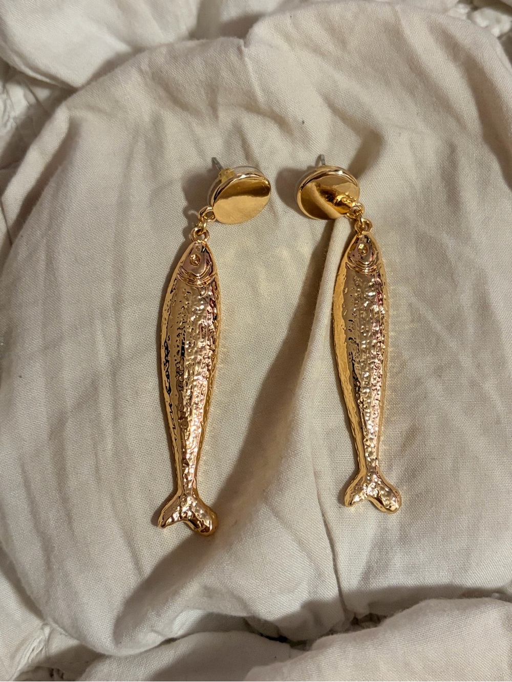 Gold Tone Fish Dangle Earrings Textured Coastal Aesthetic Statement